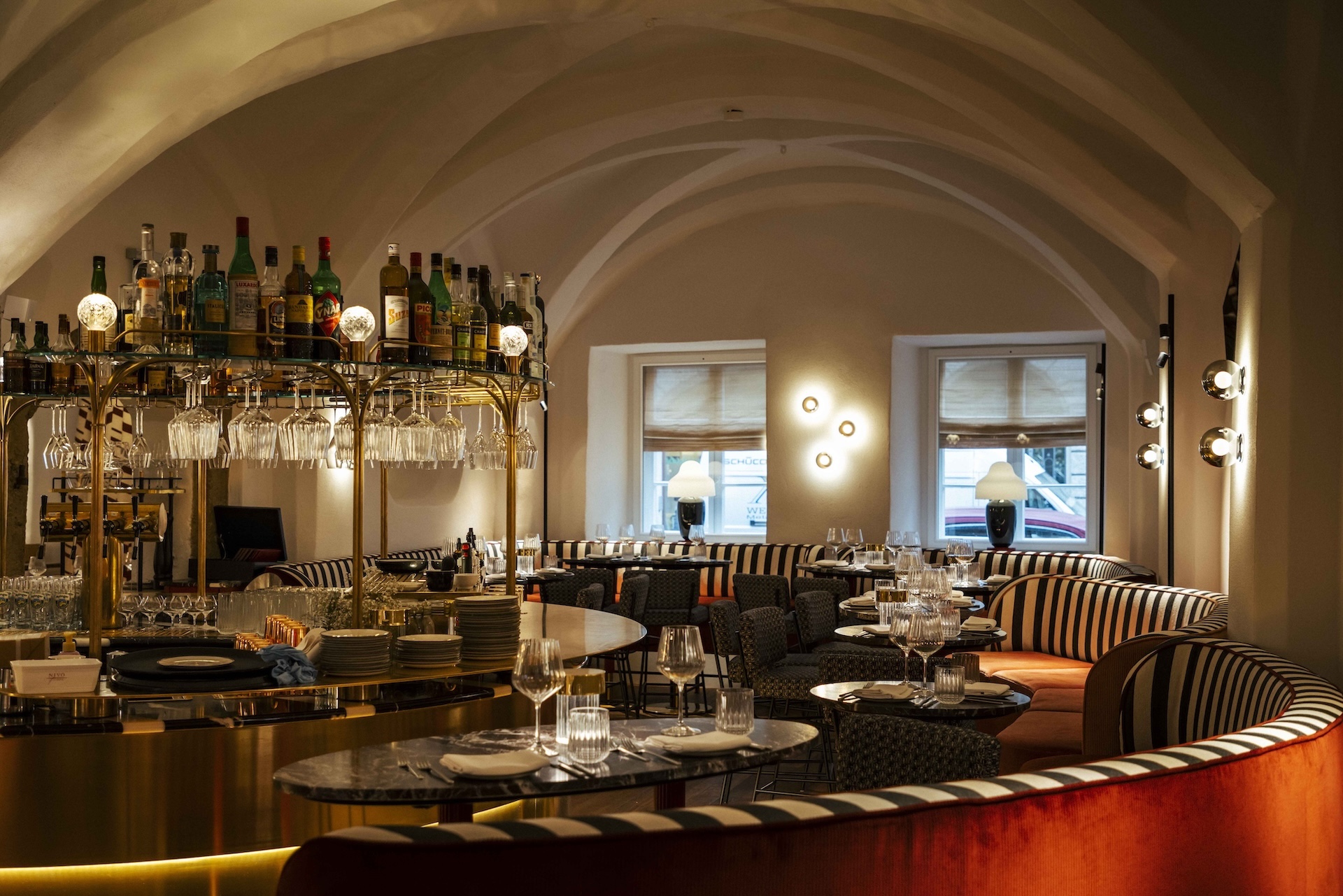 Abendstimmung in der Bar Tatar München Altstadt